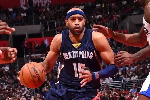 在防守面上 在防守面上