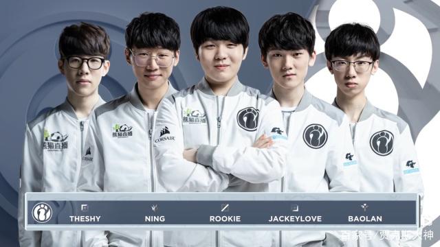 冰壶运动在 冰壶运动在